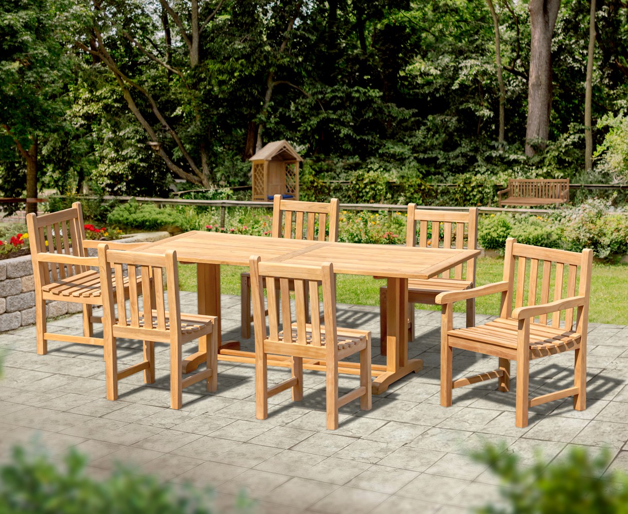 Belgrave Table, 2 Windsor Armchairs and 4 Windsor Side Chairs
