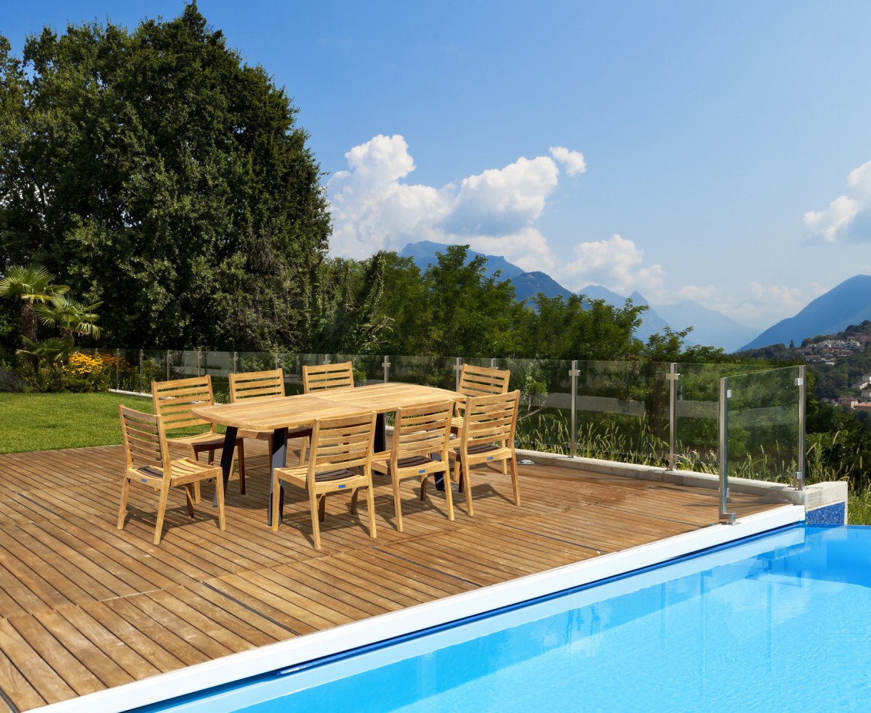 Disk Teak and Steel 220cm Outdoor Table and 8 Vero Chairs Set
