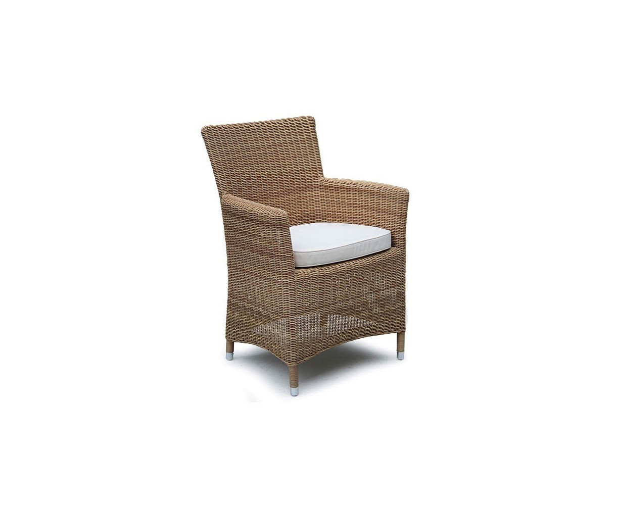 Cadogan Pedestal Garden Table 2.25m & 8 Riviera Armchairs