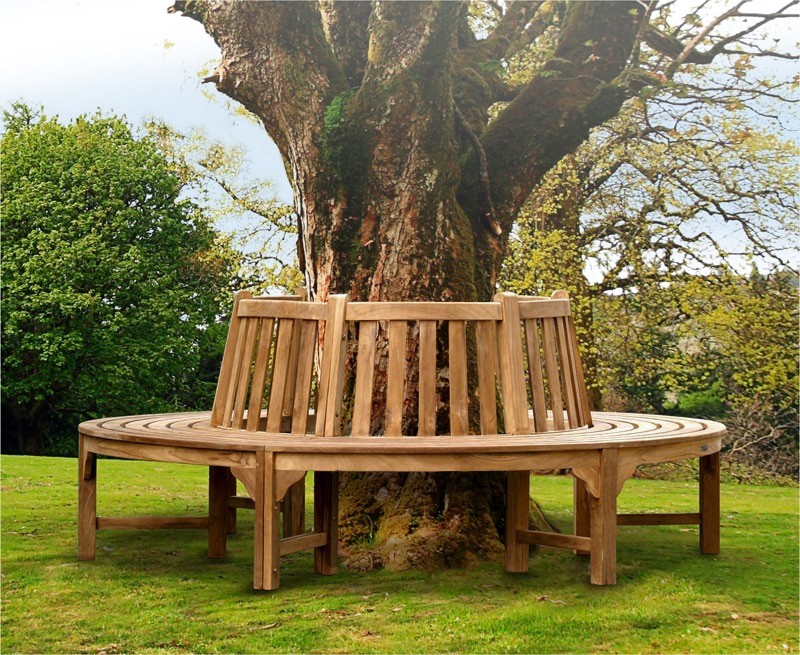 Minimalist Circular Tree Bench for Small Space