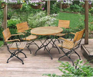 Garden Round Bistro Table and 4 Arm Chairs