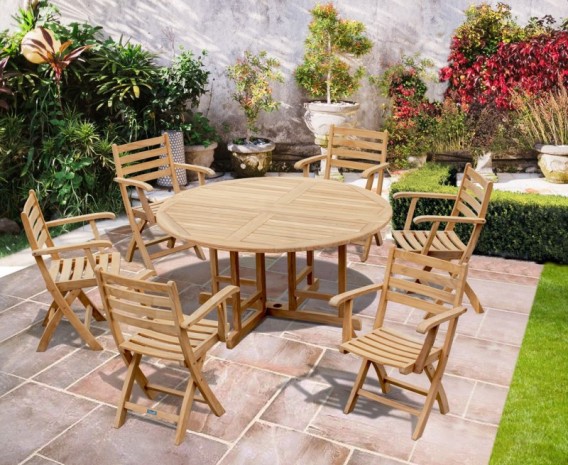 Berrington Round Table with 6 Suffolk Armchairs