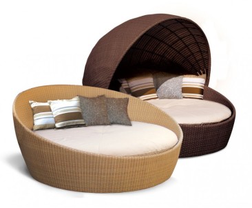 Oyster Open Weave Rattan Daybed