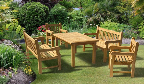 Balmoral Sturdy Outdoor Teak Dining Sets