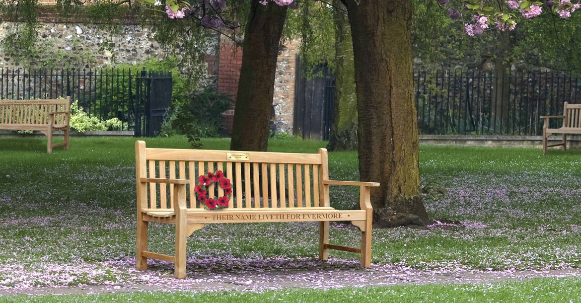 Carving or plaque? Best ideas to personalise your memorial bench